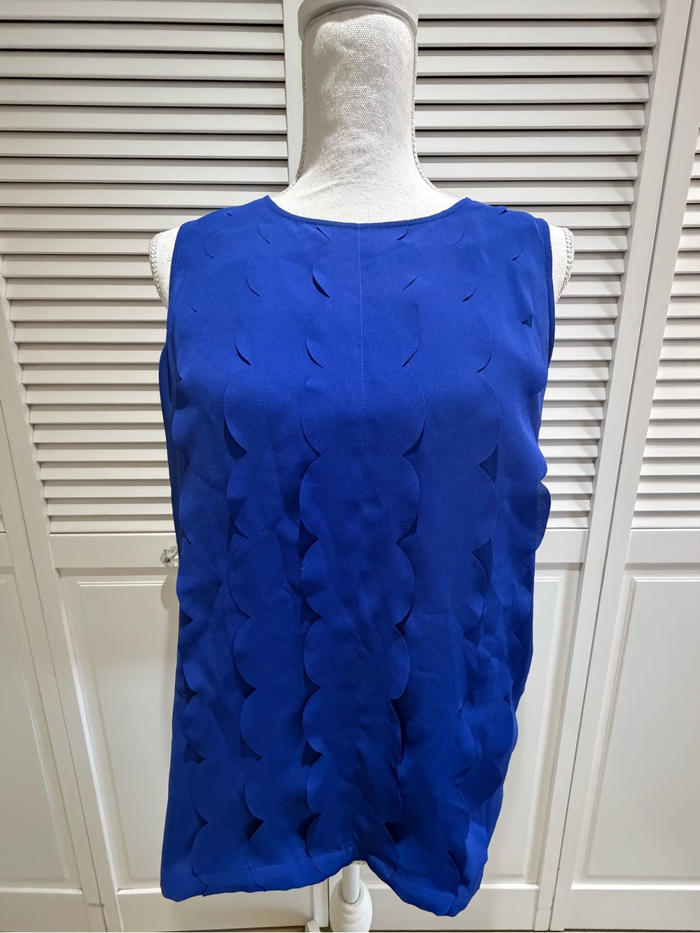 Banana Republic Royal Blue Scallop-Detail Sleeveless Top